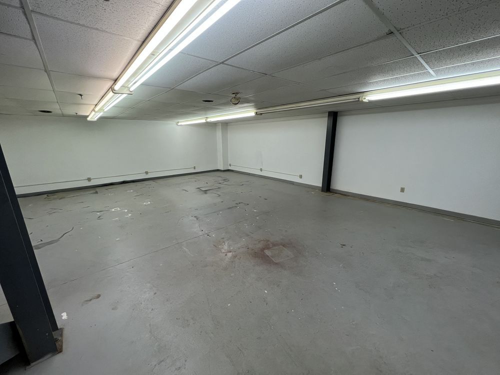 Shoreyville Plaza: 115 Highland St, Rochester, NH 03868